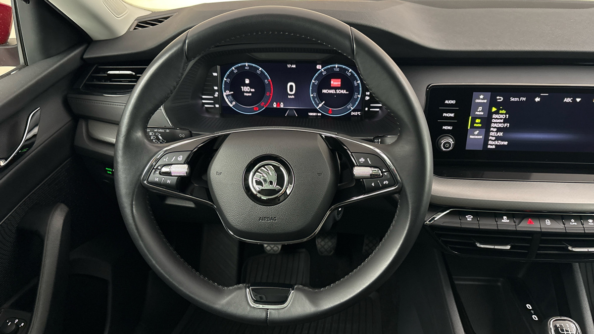 Škoda Octavia - 9