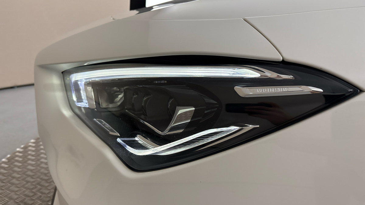 Mercedes-Benz CLA - 18