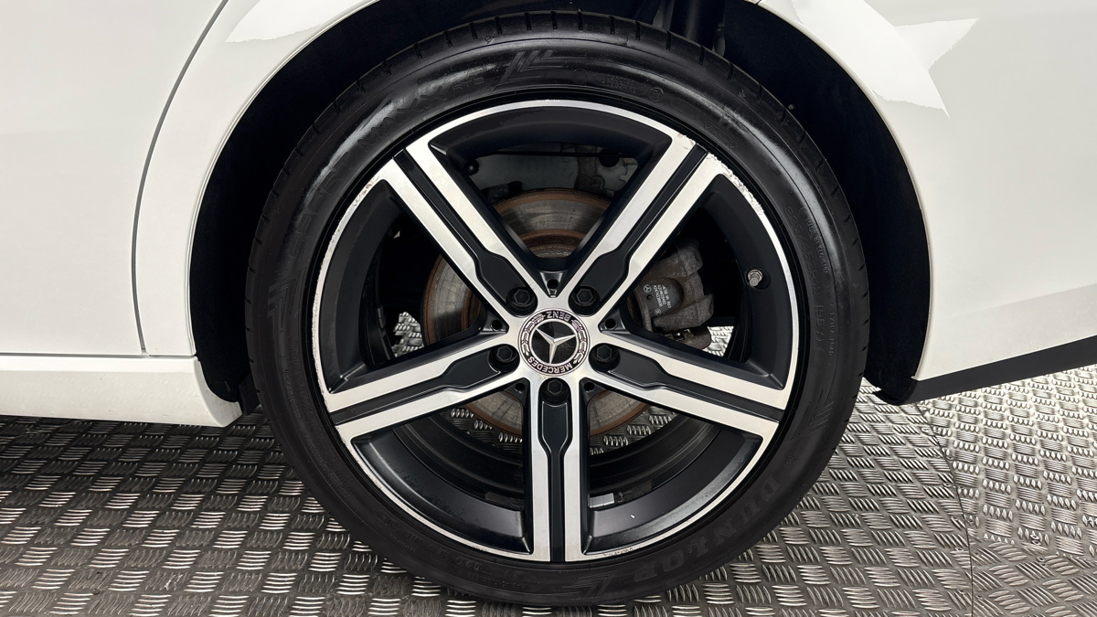 Mercedes-Benz CLA - 19
