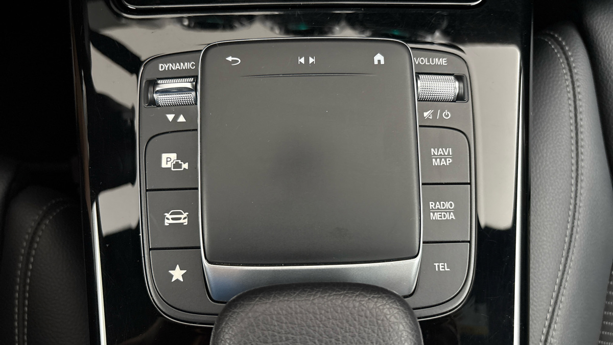 Mercedes-Benz CLA - 22