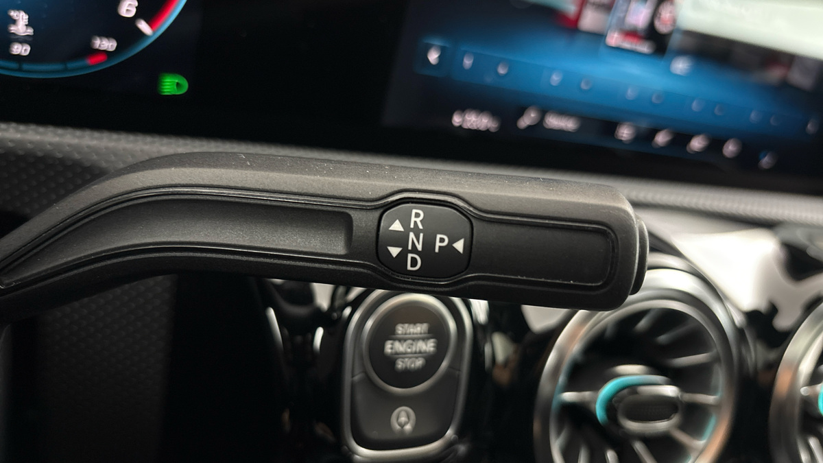 Mercedes-Benz CLA - 23