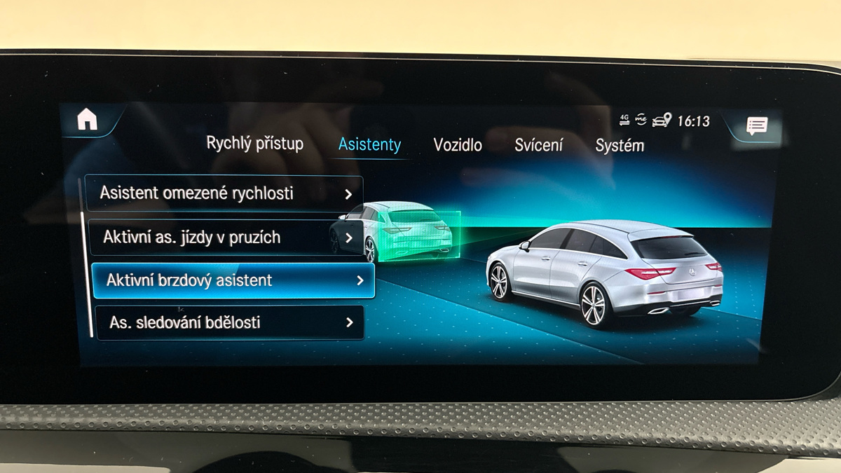 Mercedes-Benz CLA - 25