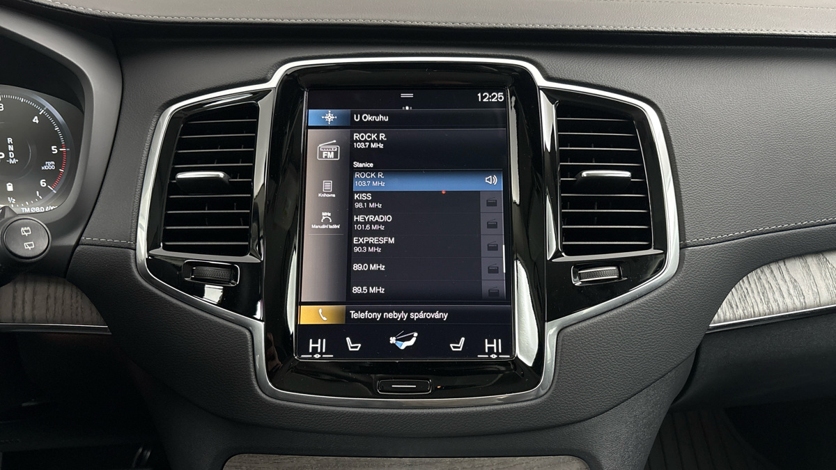 Volvo XC90 - 11