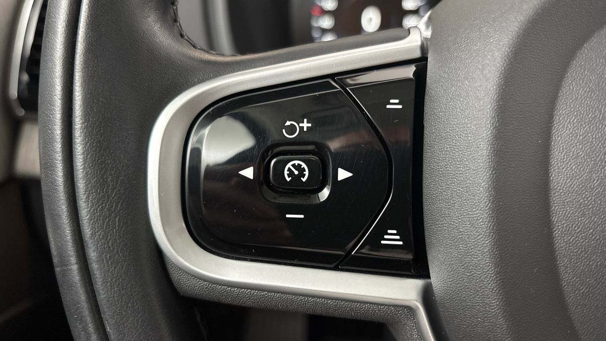 Volvo XC90 - 14