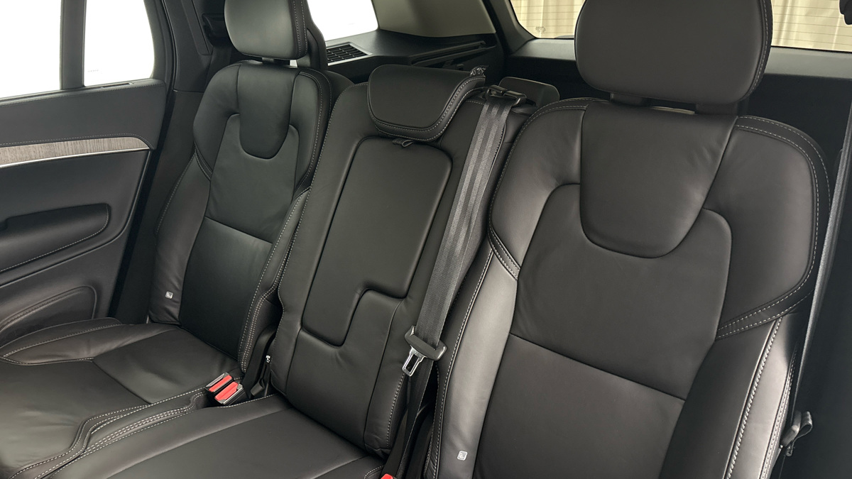 Volvo XC90 - 16