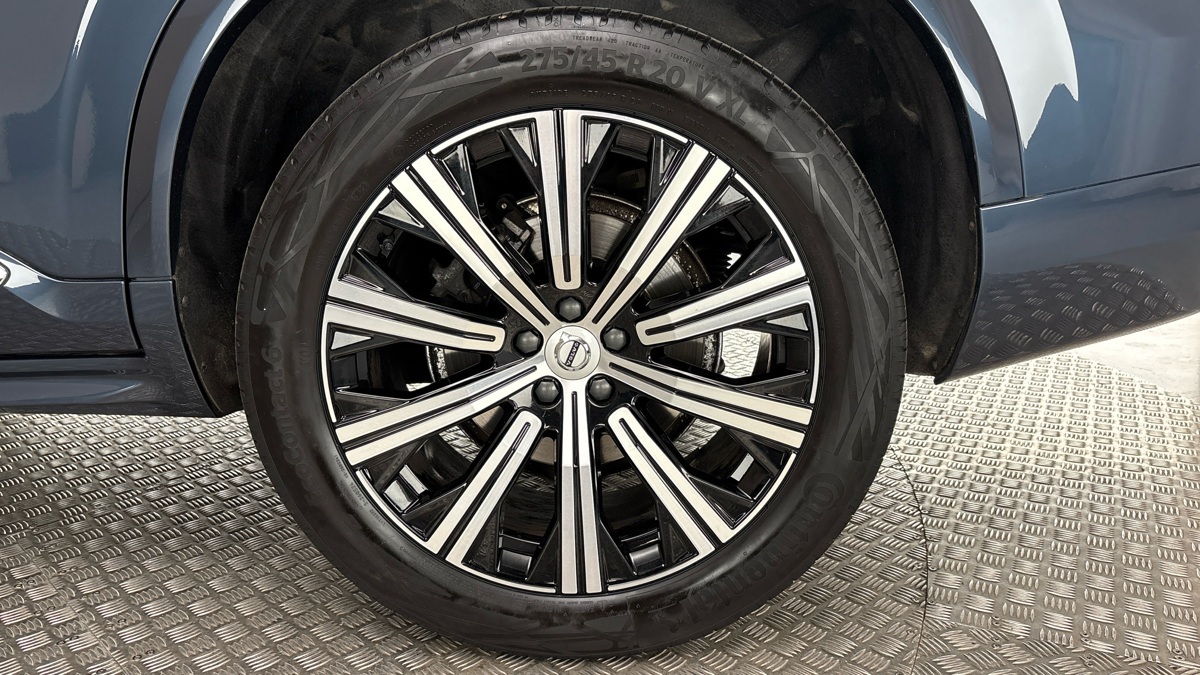Volvo XC90 - 19