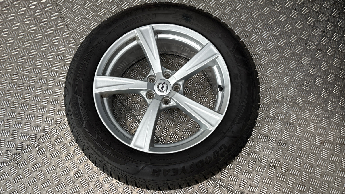 Volvo XC90 - 32