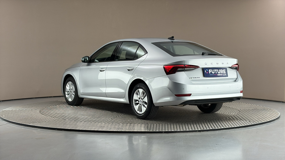 Škoda Octavia - 2