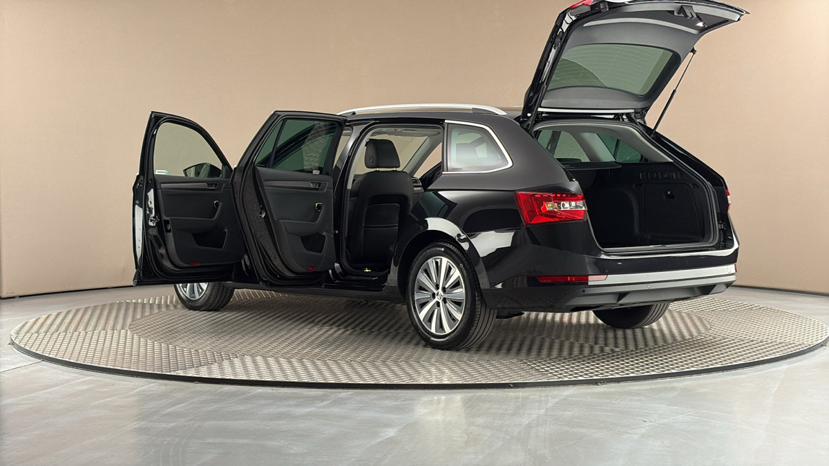 Škoda Superb - 7