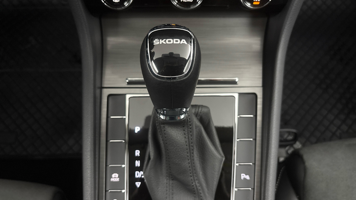 Škoda Superb - 23