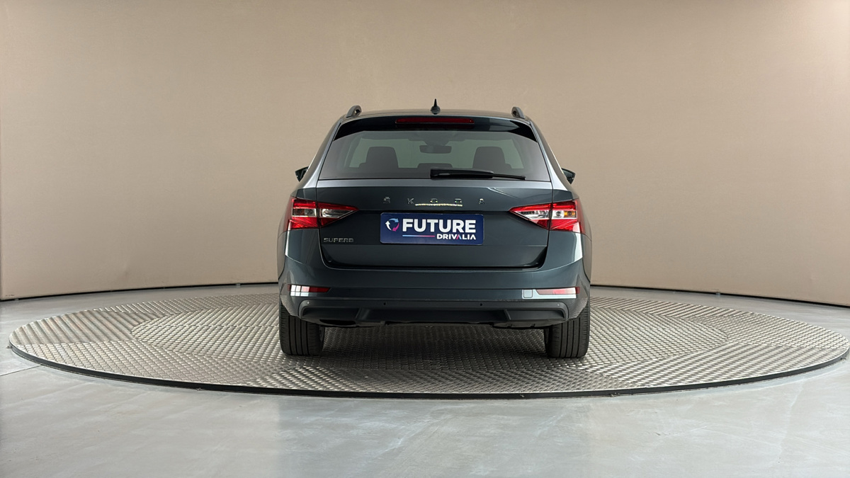 Škoda Superb - 5