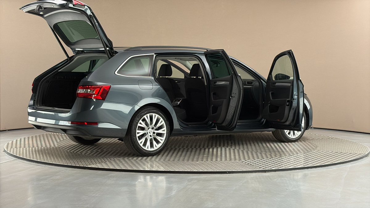 Škoda Superb - 6
