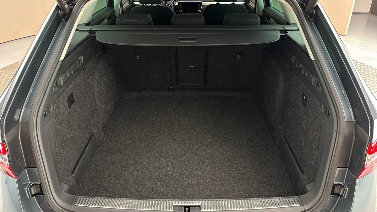 Škoda Superb - 17