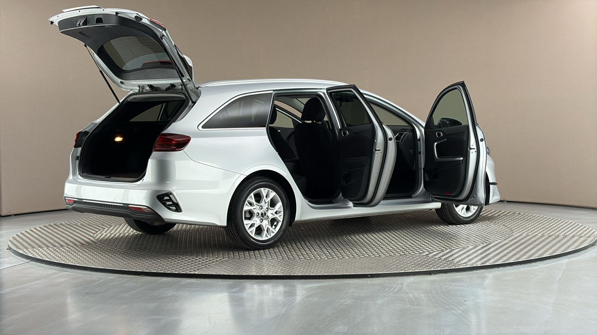 Kia Ceed - 6