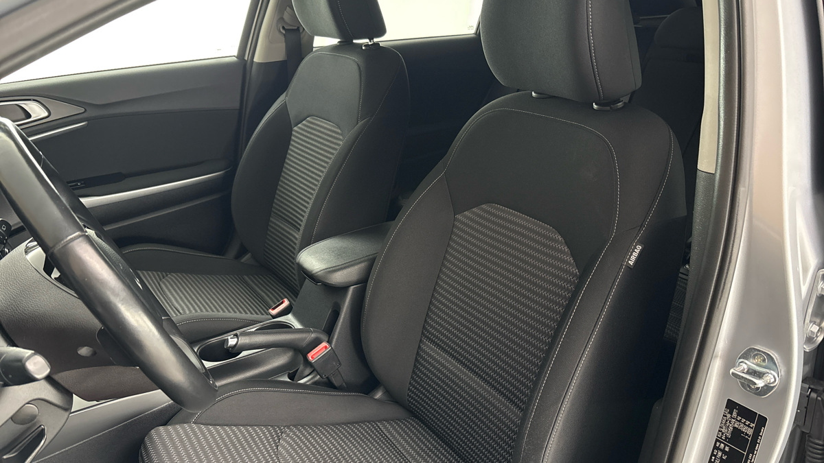 Kia Ceed - 15