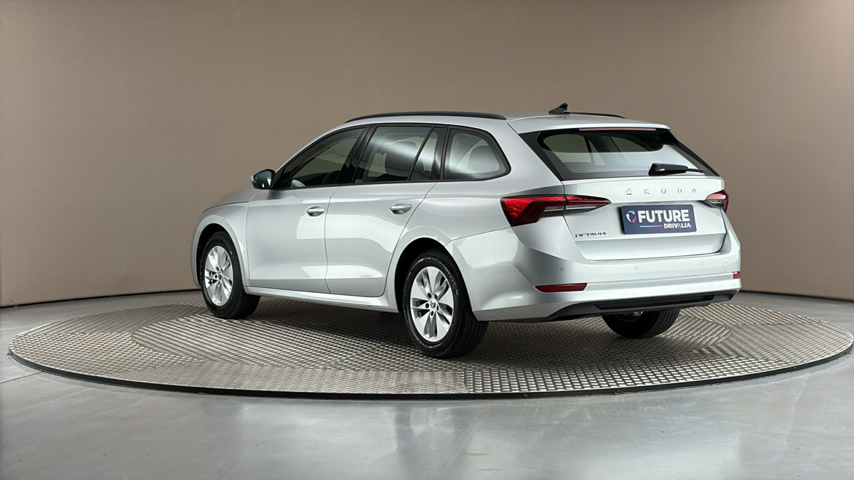 Škoda Octavia - 2