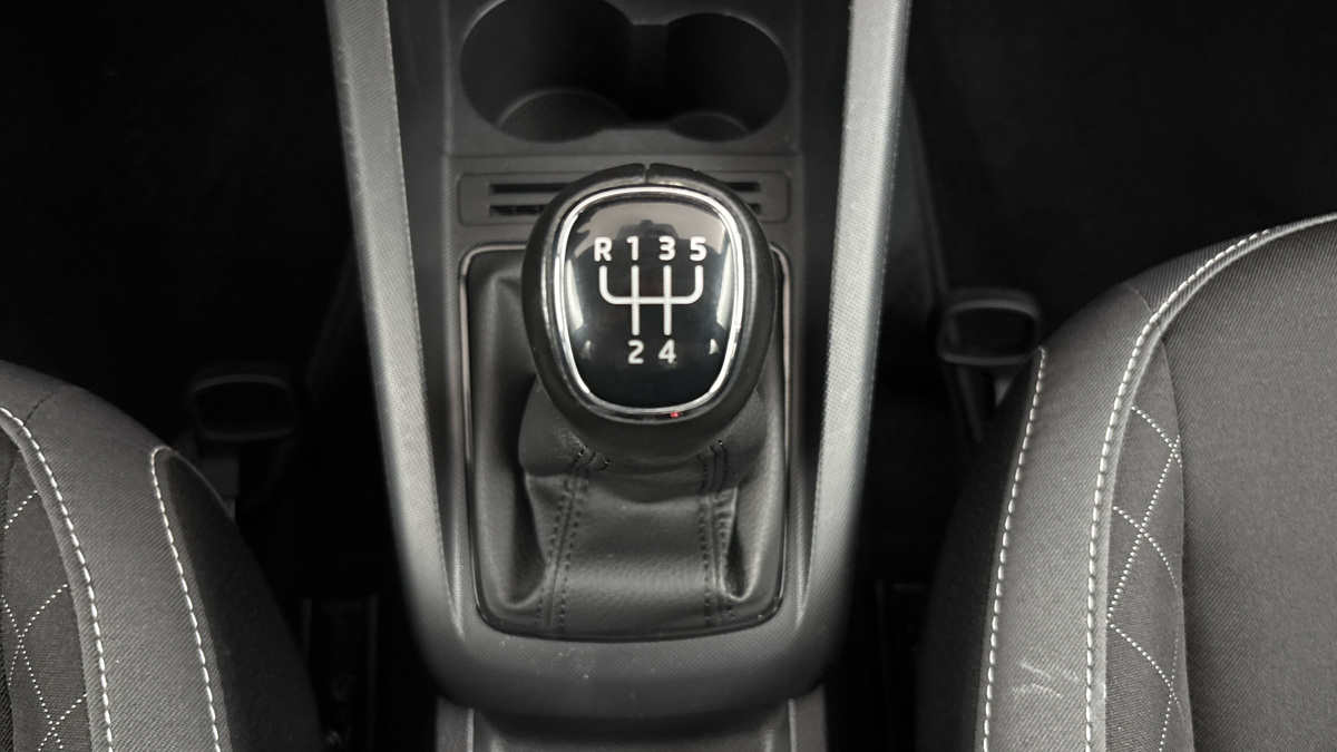 Škoda Fabia - 23