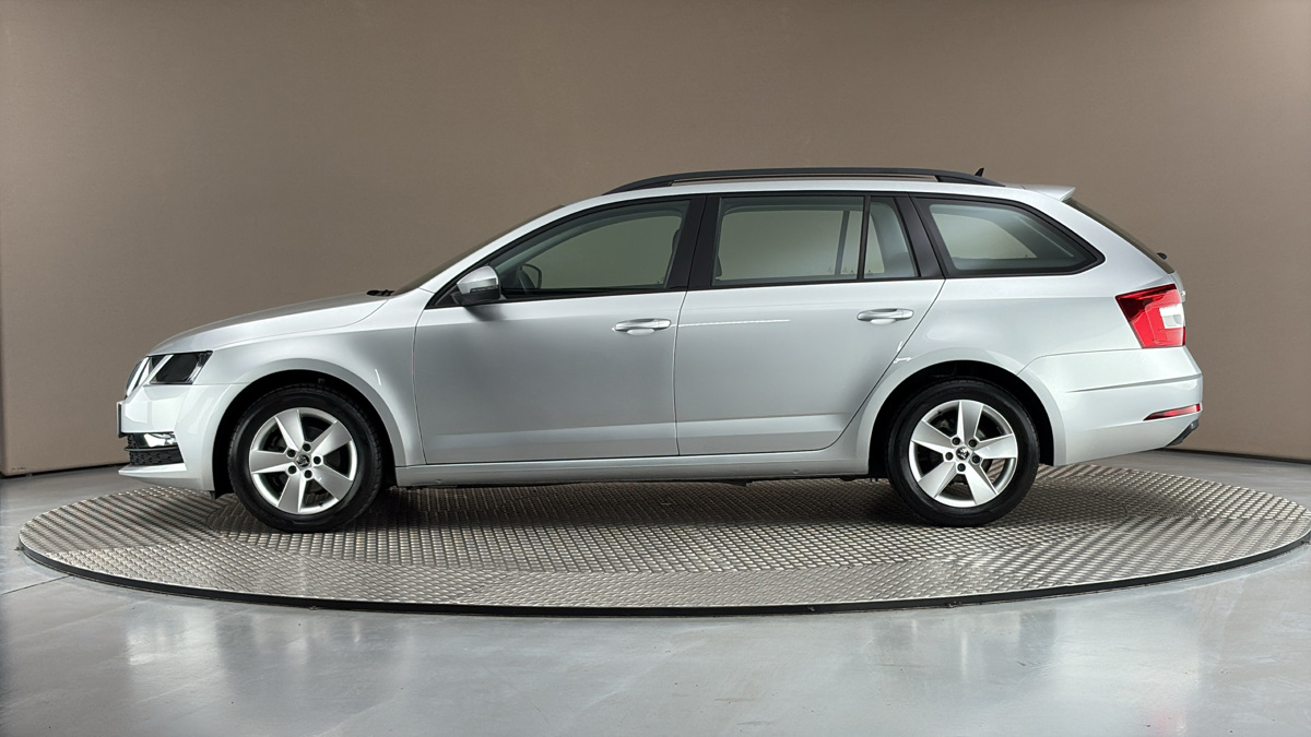 Škoda Octavia - 4