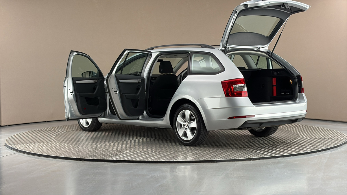 Škoda Octavia - 7