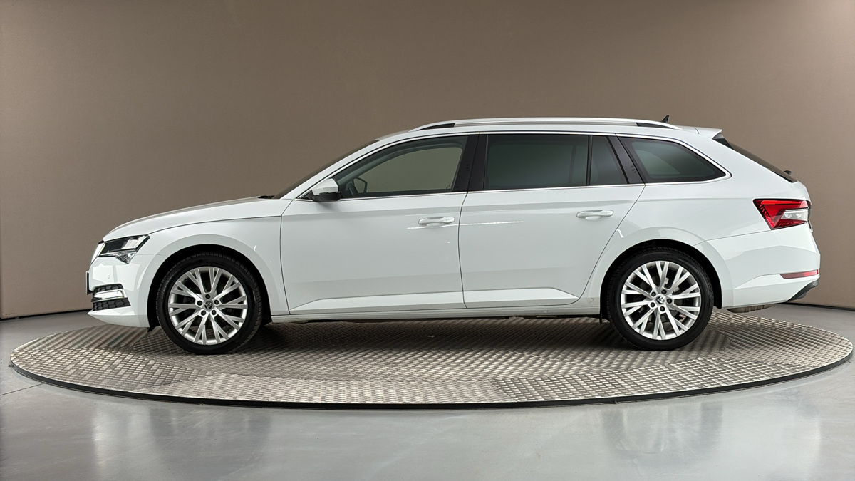 Škoda Superb - 4