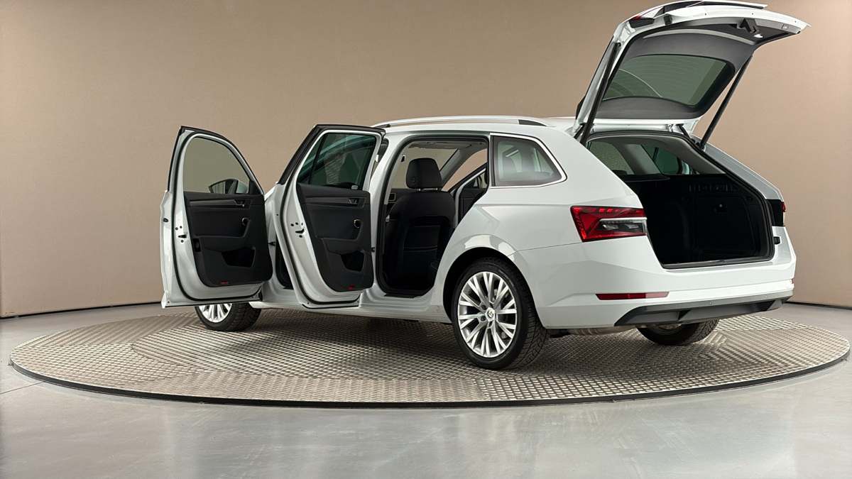 Škoda Superb - 7