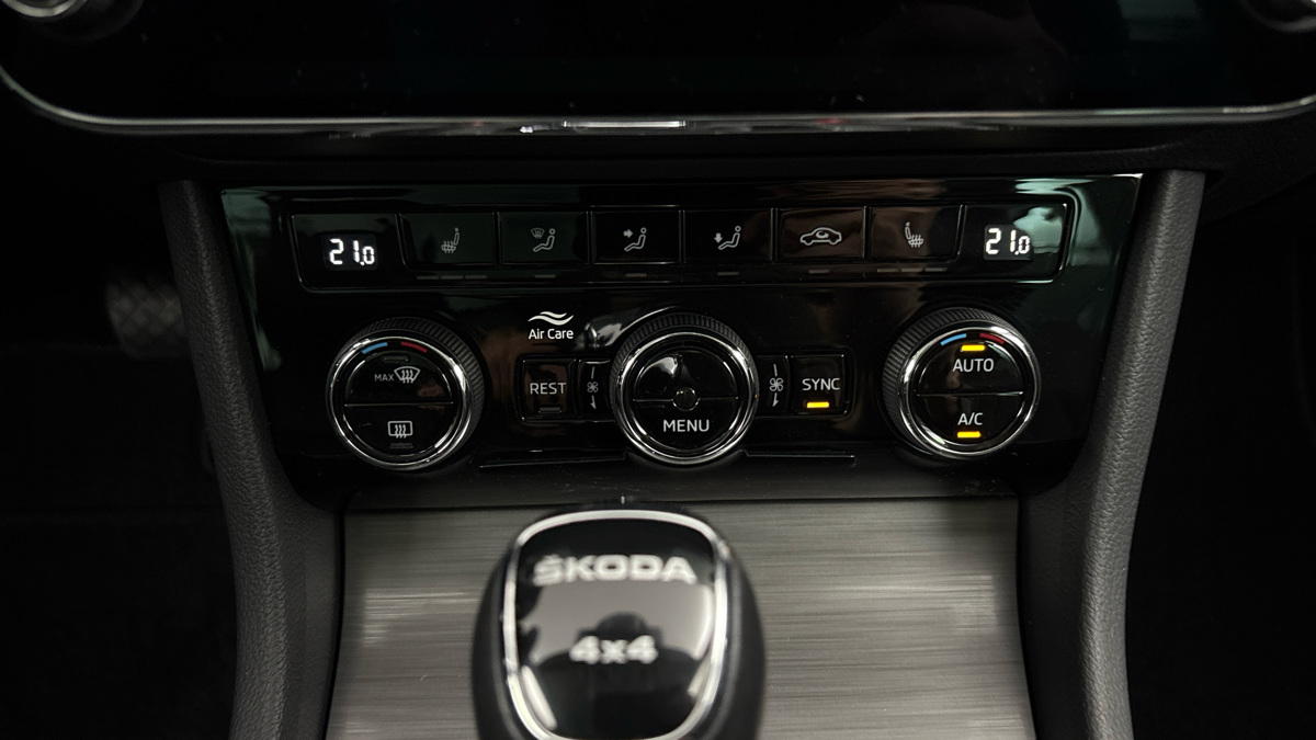 Škoda Superb - 13