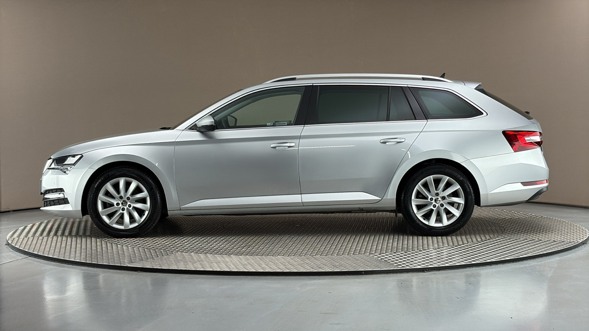 Škoda Superb - 4