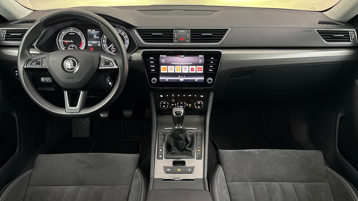 Škoda Superb - 8