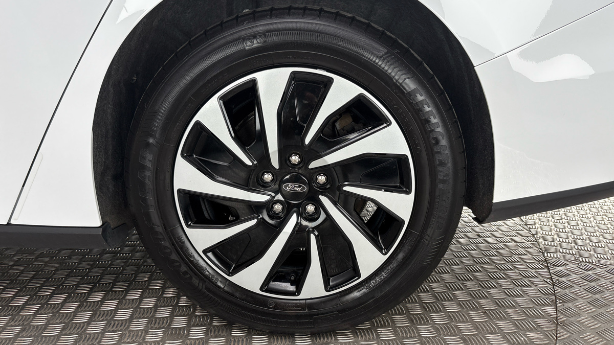 Ford Focus - 19