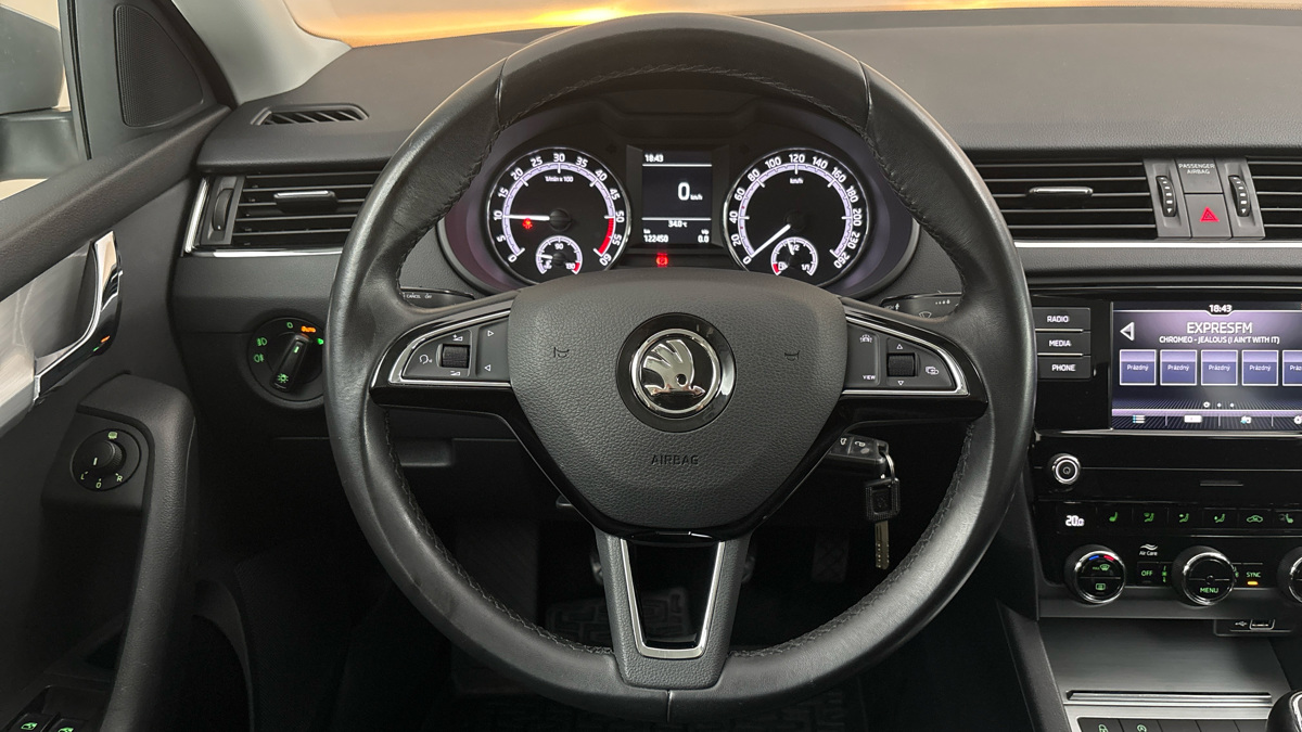 Škoda Octavia - 9