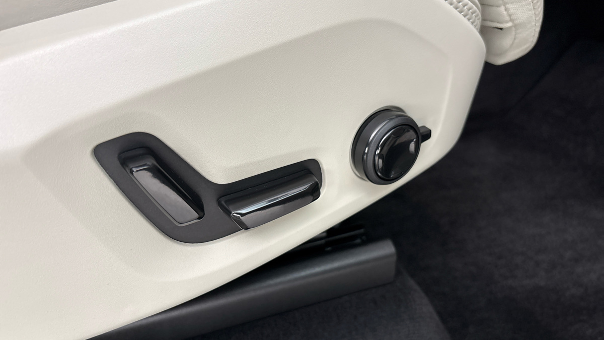 Volvo XC90 - 23