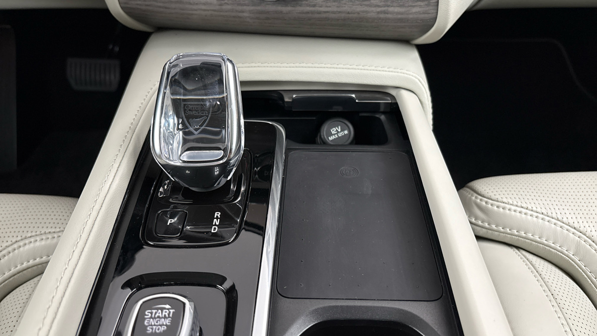 Volvo XC90 - 25