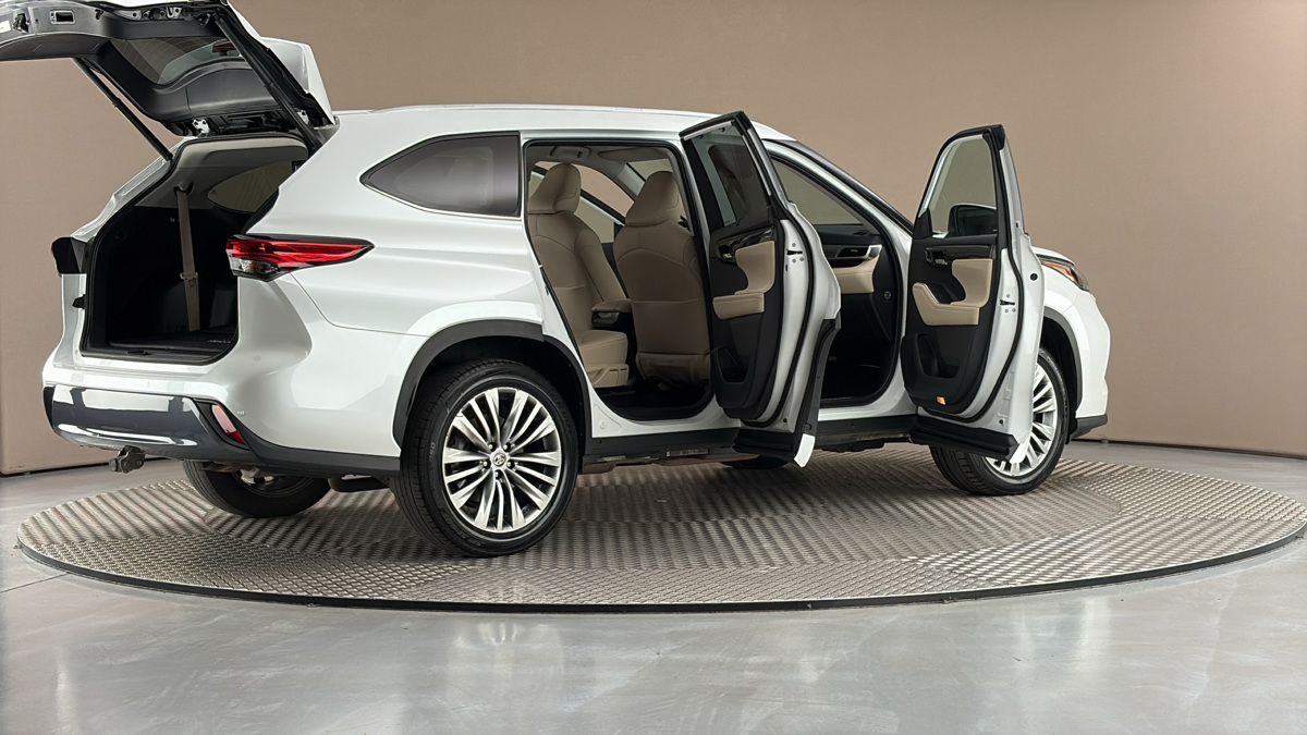 Toyota Highlander - 6