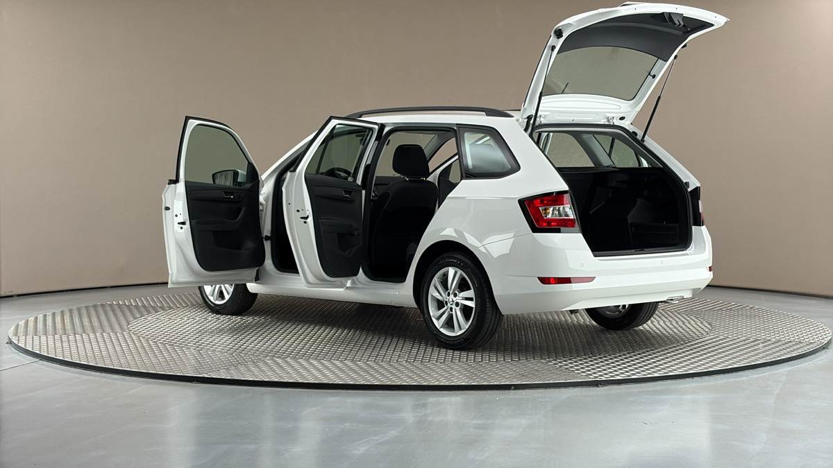 Škoda Fabia - 7