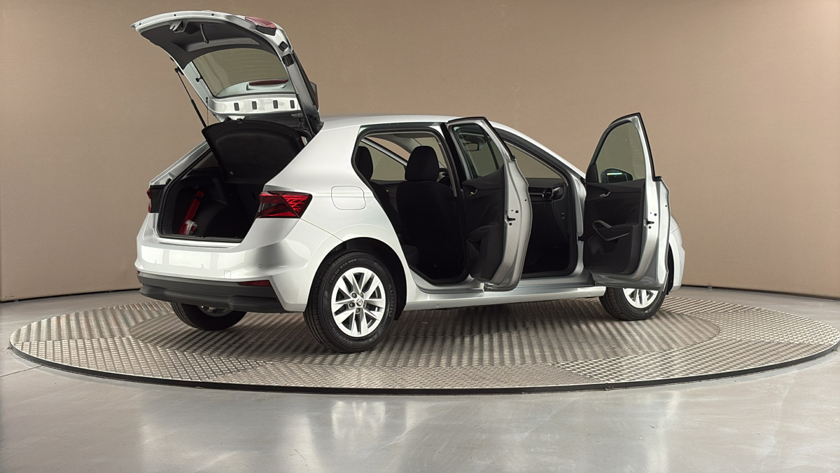 Škoda Fabia - 6