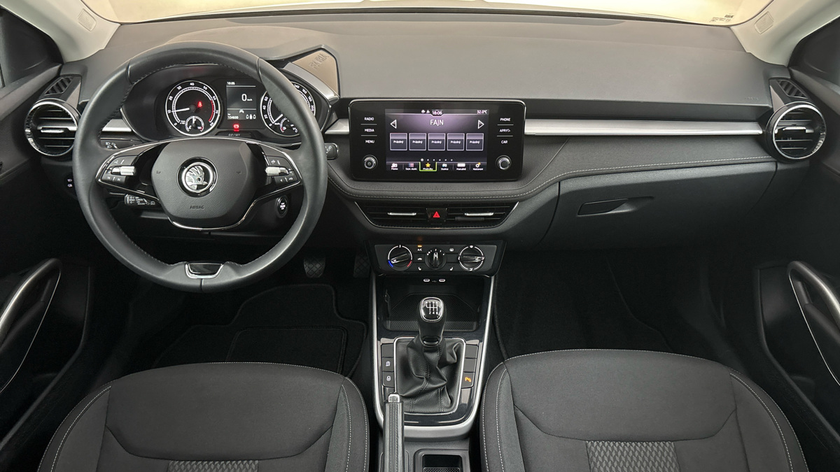 Škoda Fabia - 8