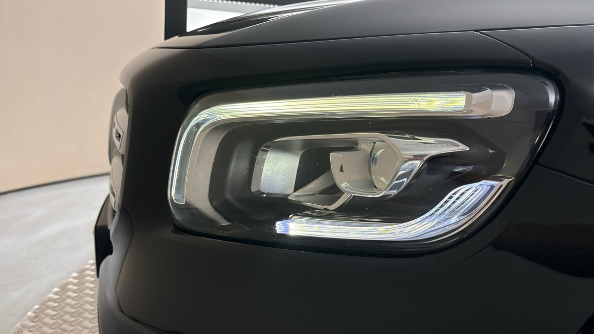 Mercedes-Benz GLB - 18