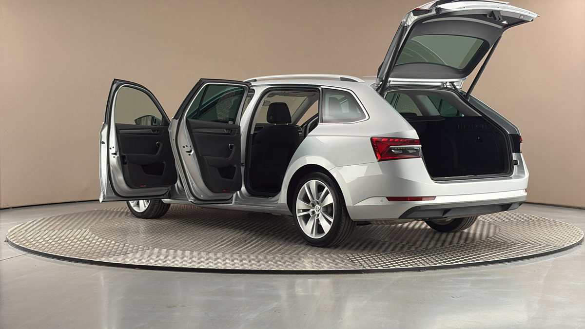 Škoda Superb - 7