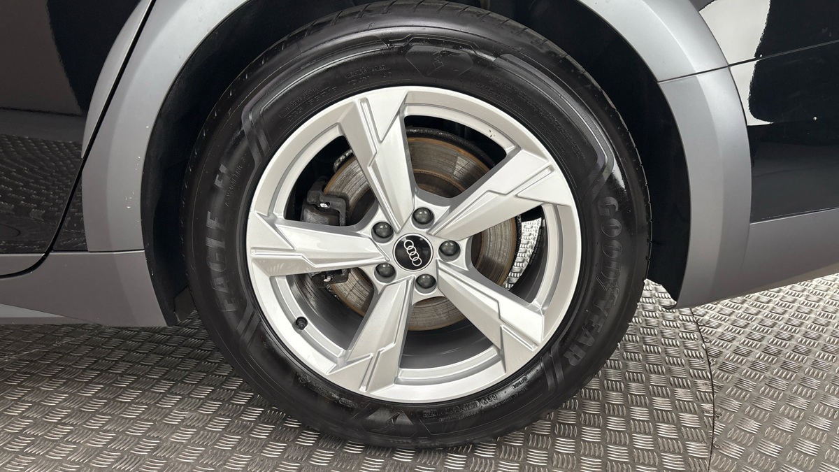 Audi A6 Allroad - 19