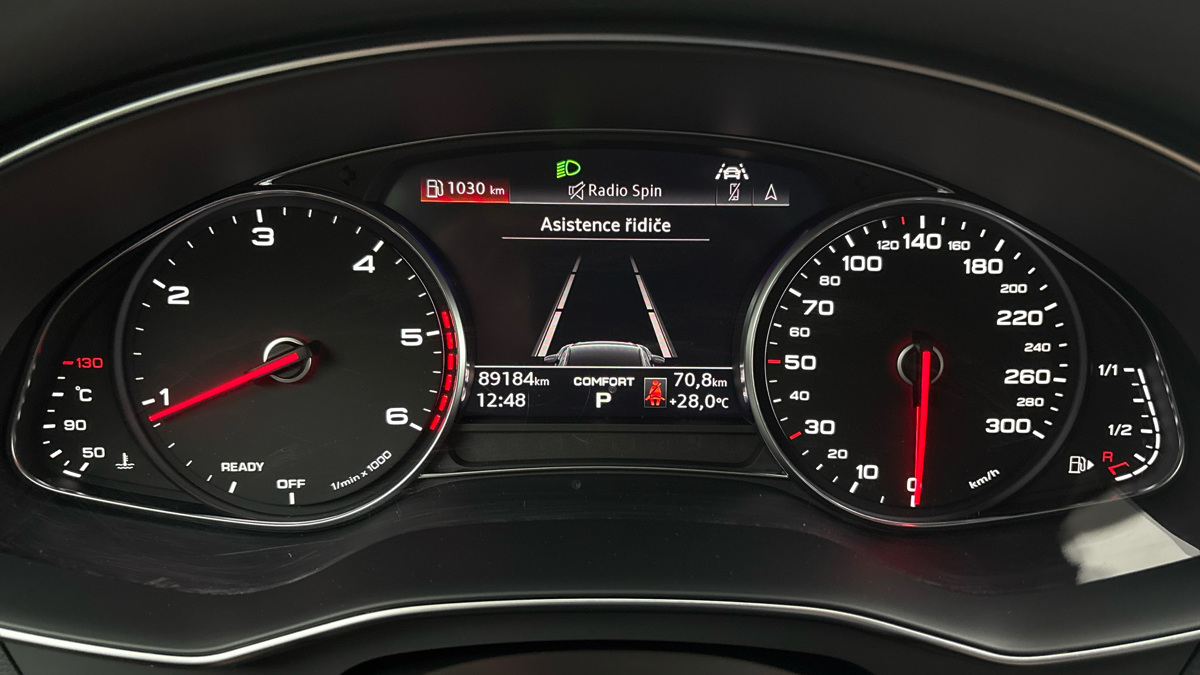 Audi A6 Allroad - 28