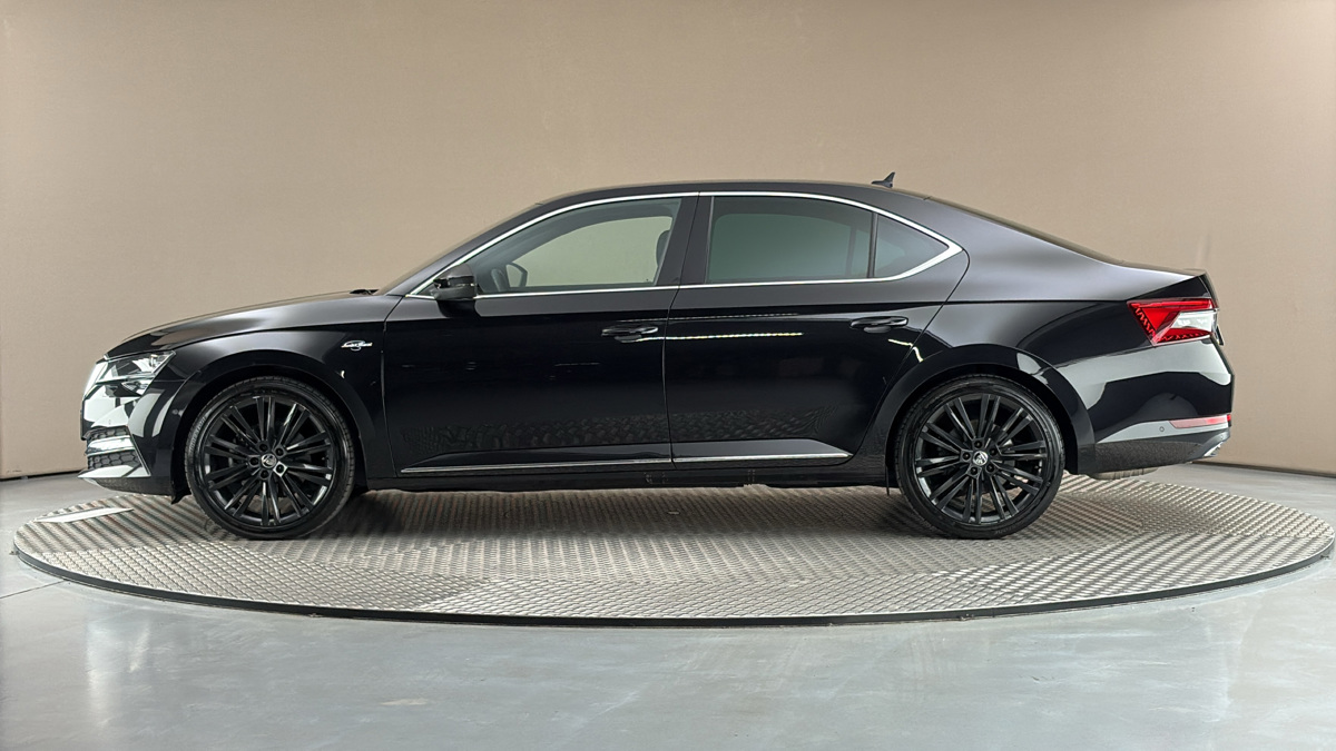 Škoda Superb - 4