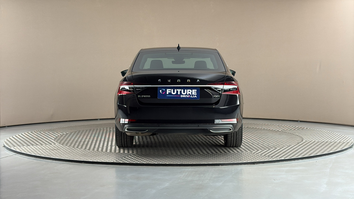 Škoda Superb - 5