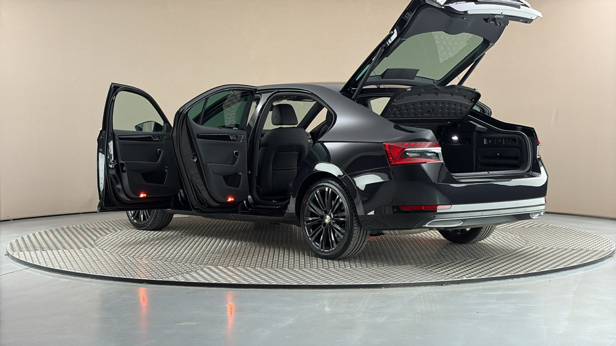 Škoda Superb - 7