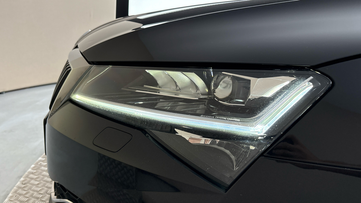 Škoda Superb - 18