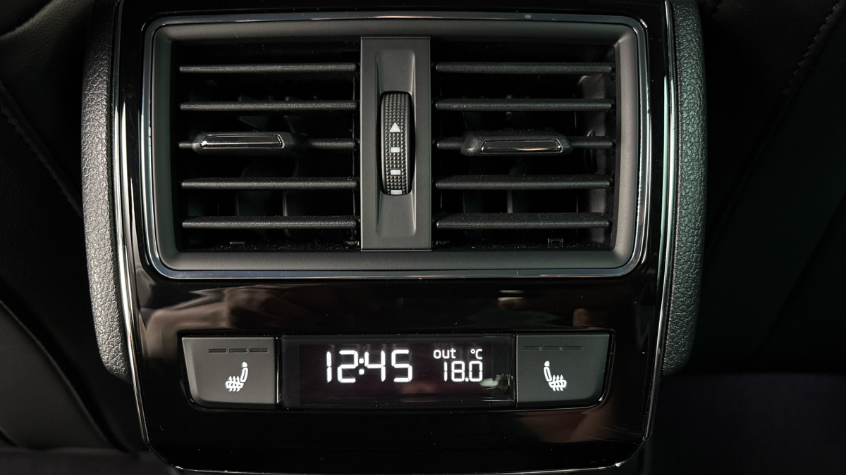 Škoda Superb - 23