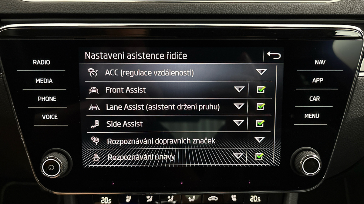 Škoda Superb - 29