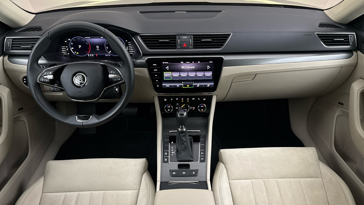 Škoda Superb - 8
