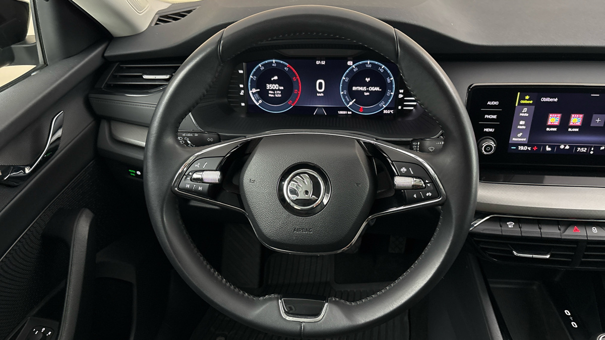 Škoda Octavia - 9
