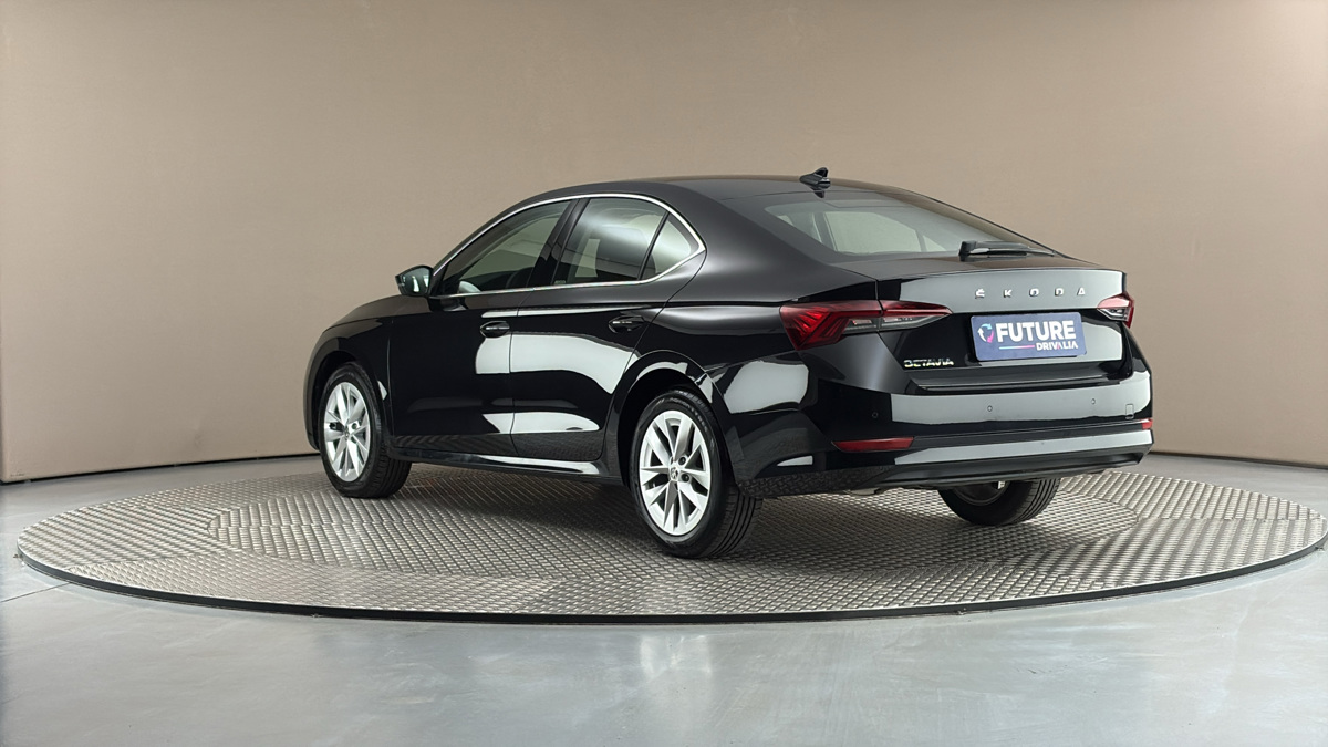 Škoda Octavia - 2