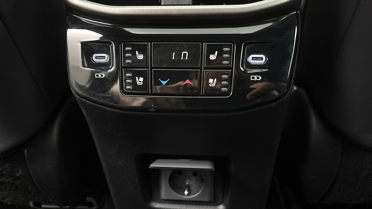 Lexus RX - 23